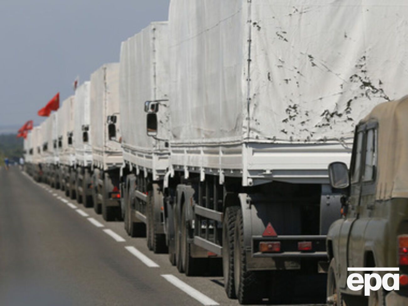 Российский гуманитарный конвой отправился к пункту пропуска