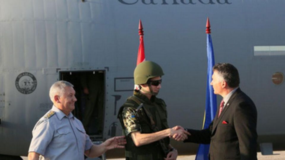 8 августа Канада передала первую партию оборудования