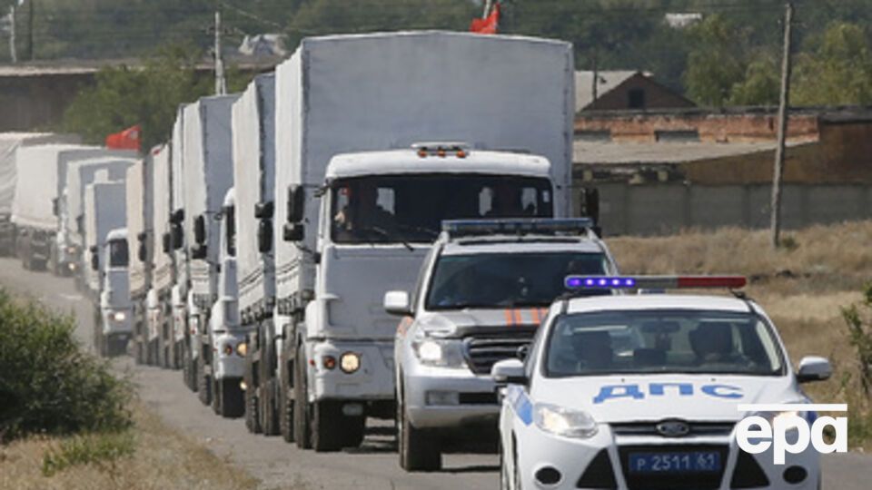 Российский гуманитарный конвой на пути из Ростовской области к границе
