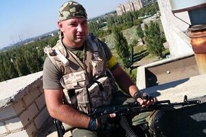 Мамалуй променял судейскую мантию на снайперскую винтовку