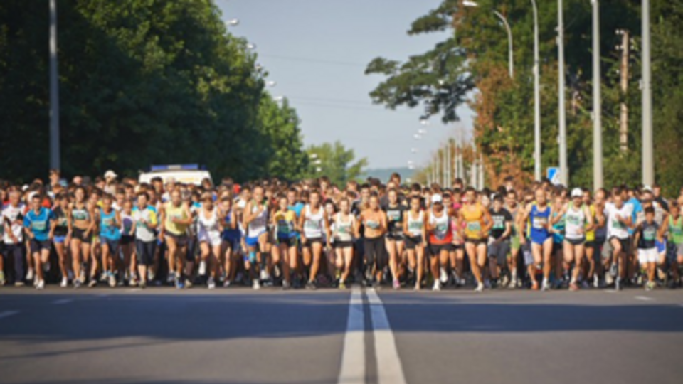 Самому юному участнику было всего три года, а самому старшему --- 93