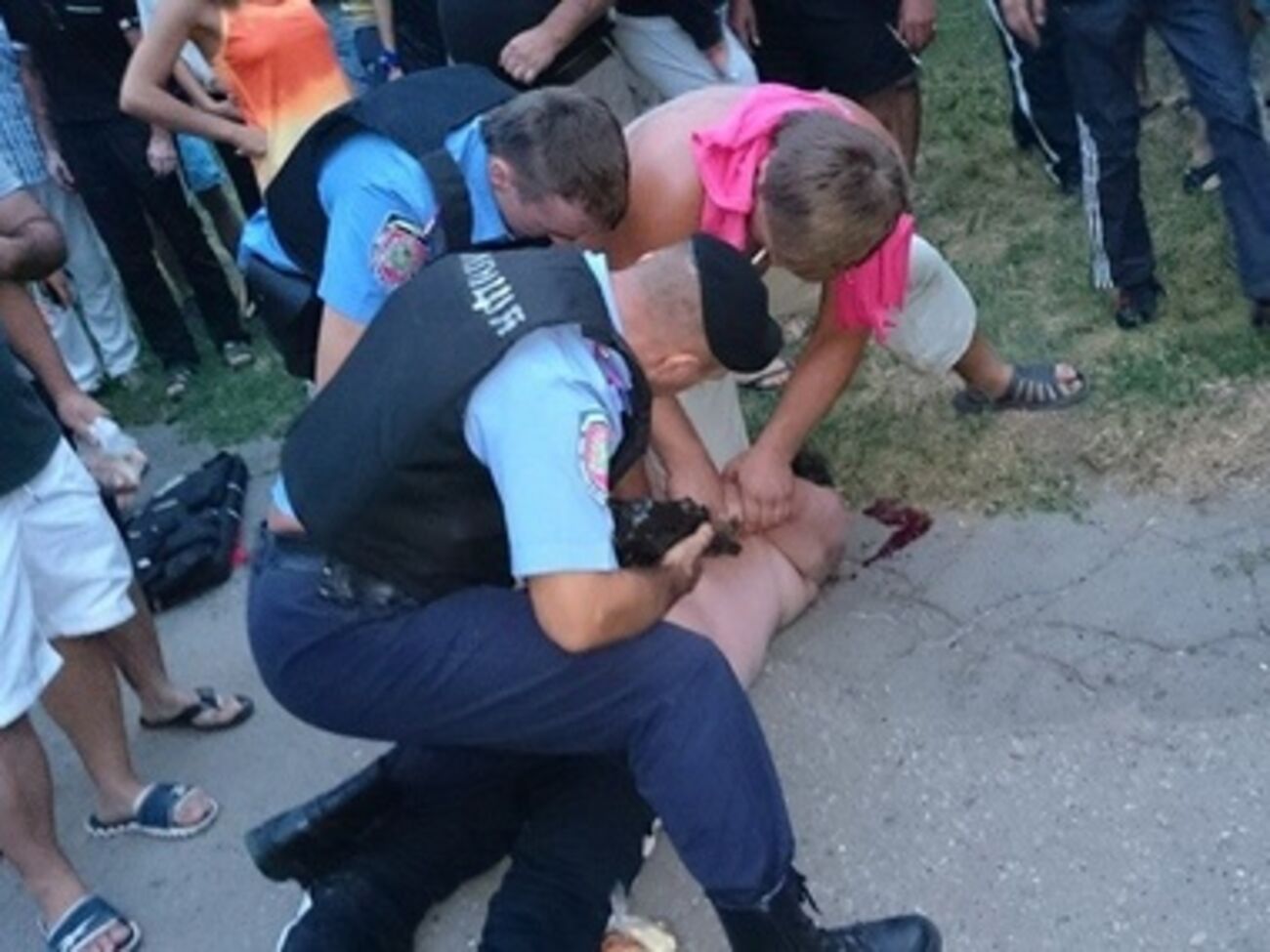 Местные жители задержали нарушителя и сдали его в милицию