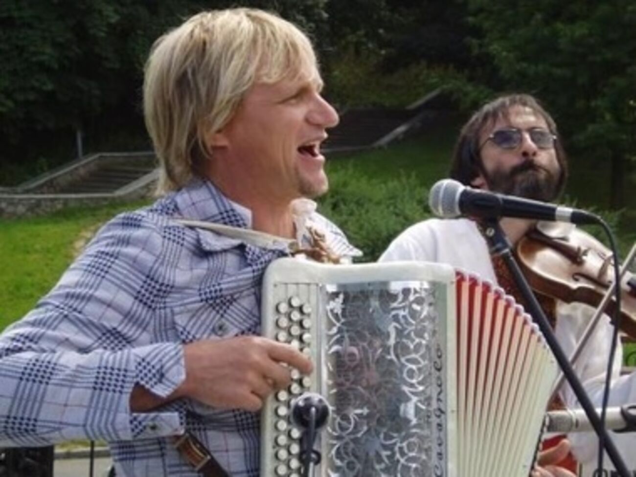 Олег Скрипка хочет сделать из Андреевского спуска Монмартр