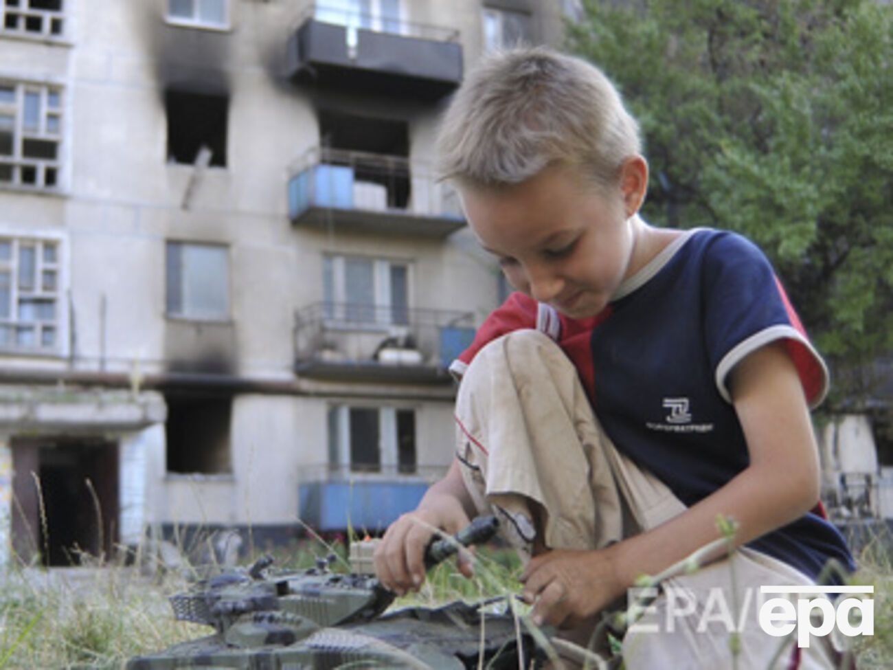 Луганск взят в кольцо силами АТО