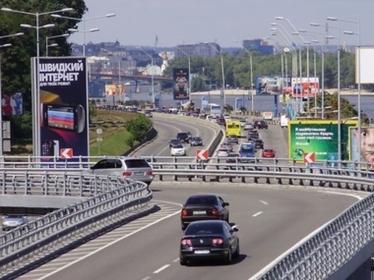 Власти Киева сообщили о завершении работ на Почтовой