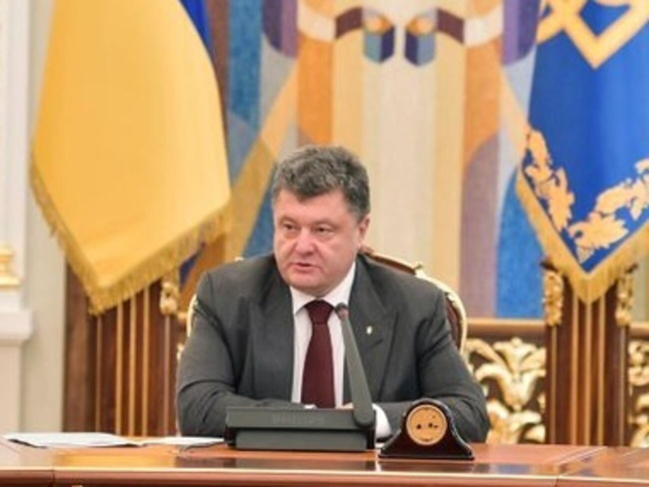 Петр Порошенко собрал силовиков на совещание