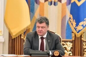 Петр Порошенко собрал силовиков на совещание