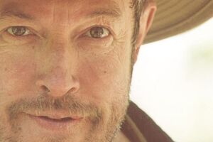 Андрей Макаревич 12 августа посетил лагерь беженцев на Донбассе