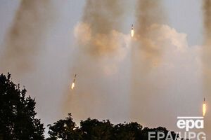 По данным украинских властей, боевики нанесли удар из минометов и реактивной артиллерии "Град"