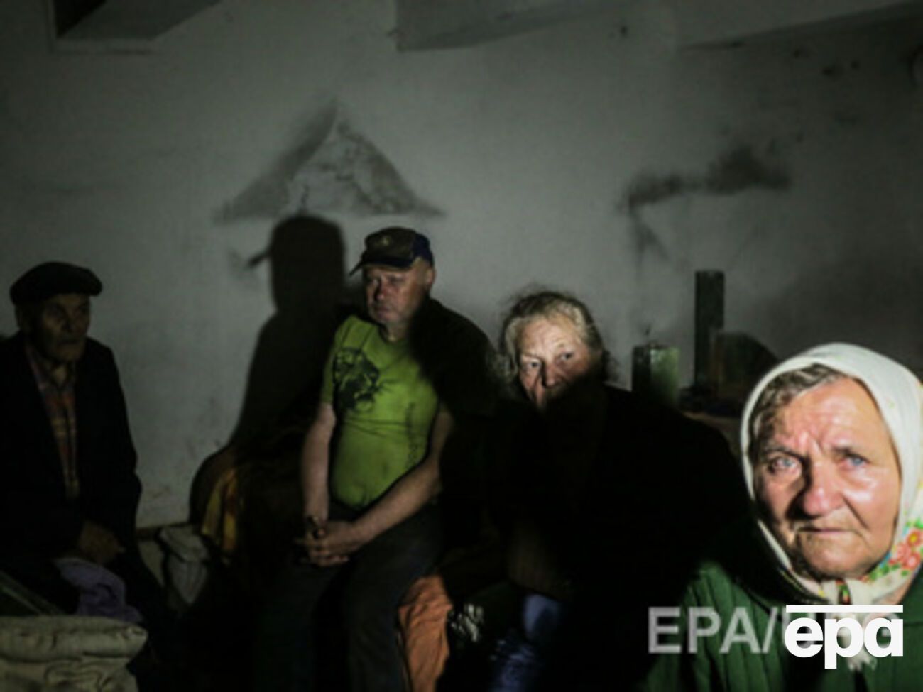 Судьба больных, которым требуется уход и лечение, боевиков не интересует