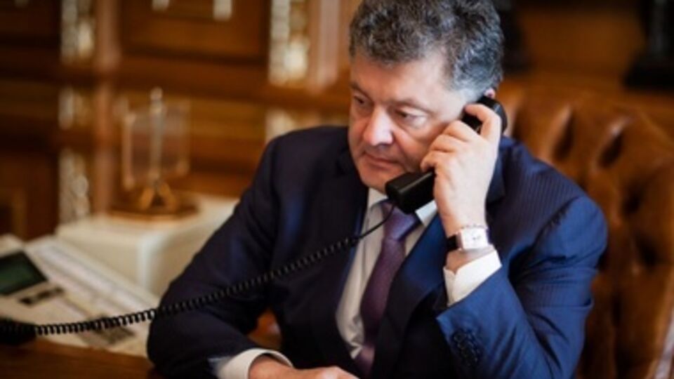 Петр Порошенко поговорил по телефону с Жозе Мануэлем Баррозу