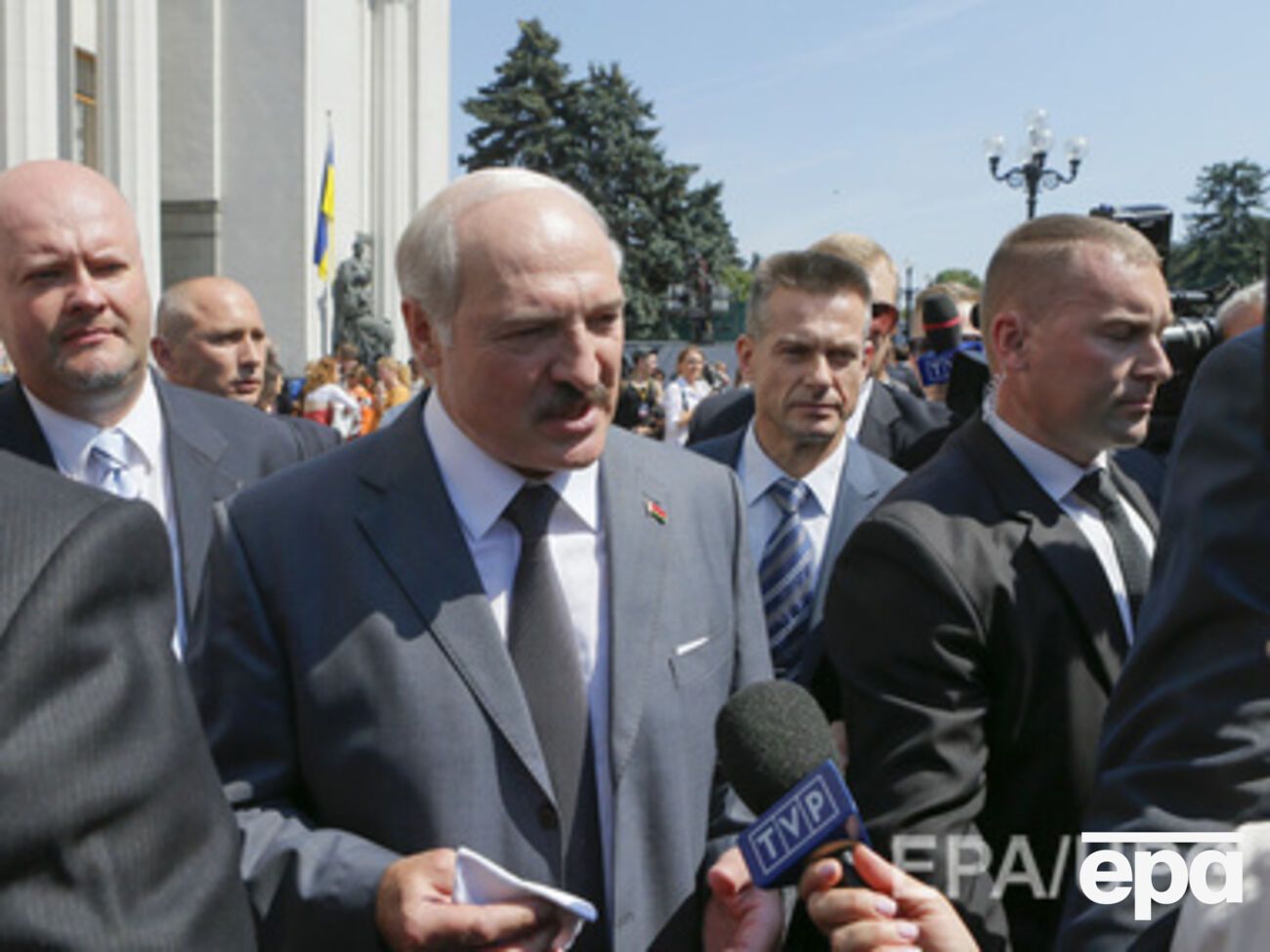 Александр Лукашенко во время инаугурации Петра Порошенко 7 июня 2014 года в Киеве