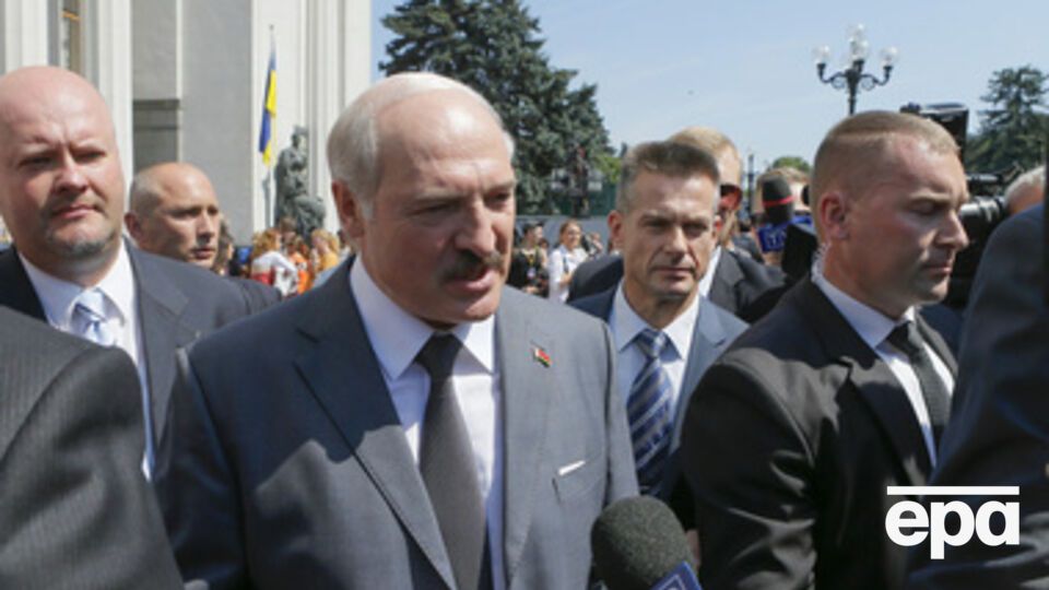 Александр Лукашенко во время инаугурации Петра Порошенко 7 июня 2014 года в Киеве