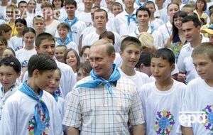 Президент РФ Владимир Путин в Гурзуфе летом 2001 года