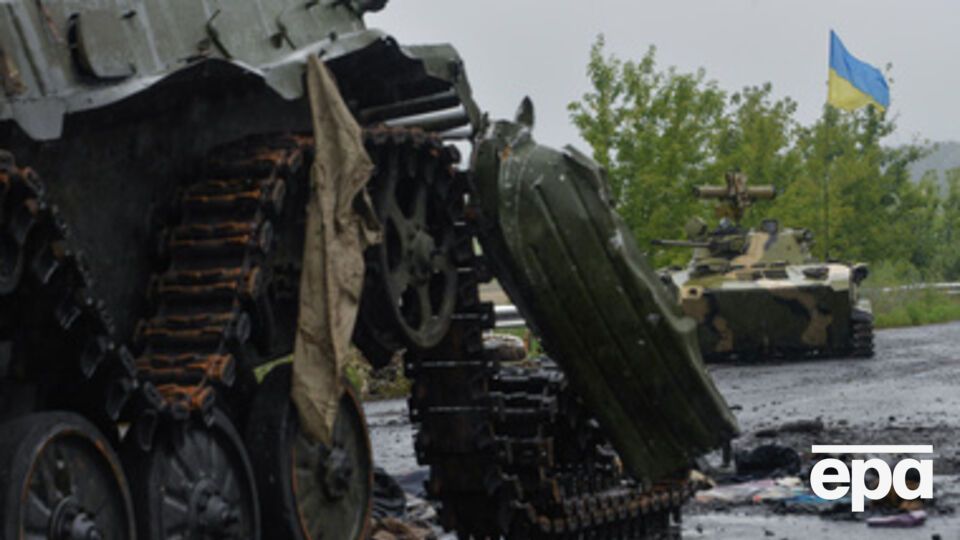 По словам бойцов 51-й бригады, они несколько недель были в окружении под постоянным обстрелом