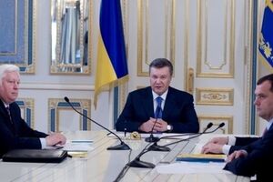 Экс-чиновникам грозит заочный суд