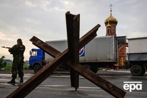 По словам бойцов 51-й бригады, они несколько недель были в окружении под постоянным обстрелом "Градами" с территории РФ