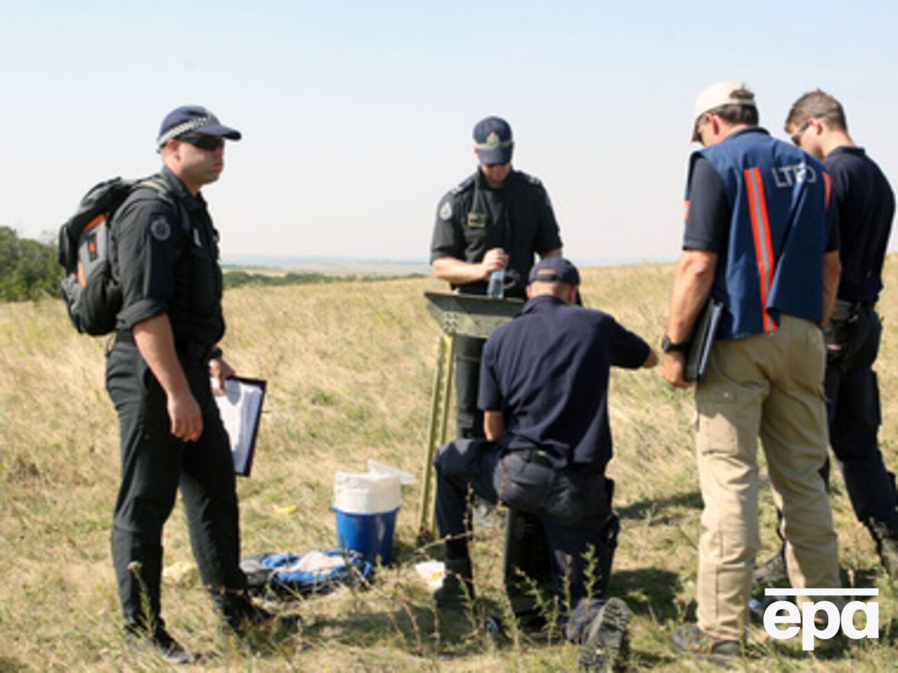 Международные эксперты работают на месте авиакатастрофы с 31 июля