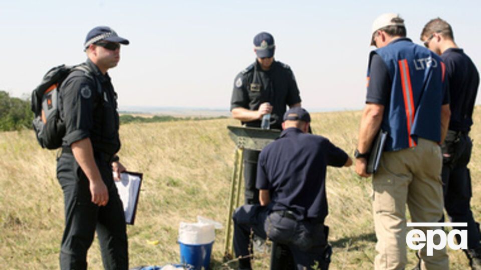 Международные эксперты работают на месте авиакатастрофы с 31 июля