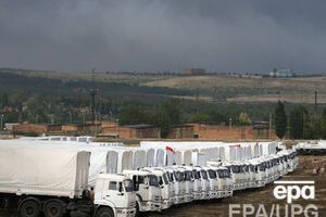 Российский конвой пока остается на границе