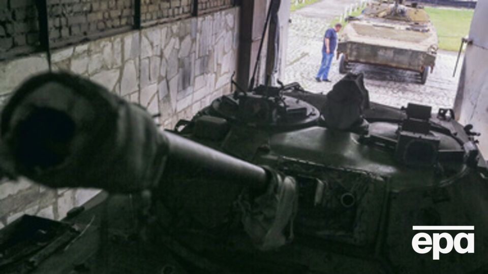 Сообщения о танках появились в СМИ вечером 19 августа