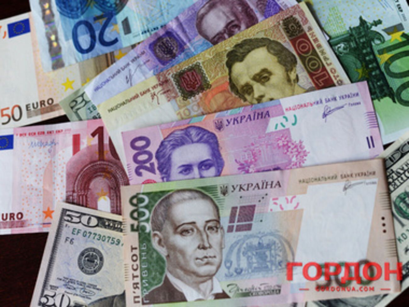 Гривна побила новый антирекорд