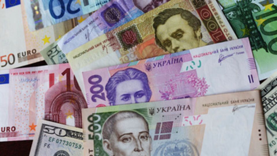 Гривна побила новый антирекорд