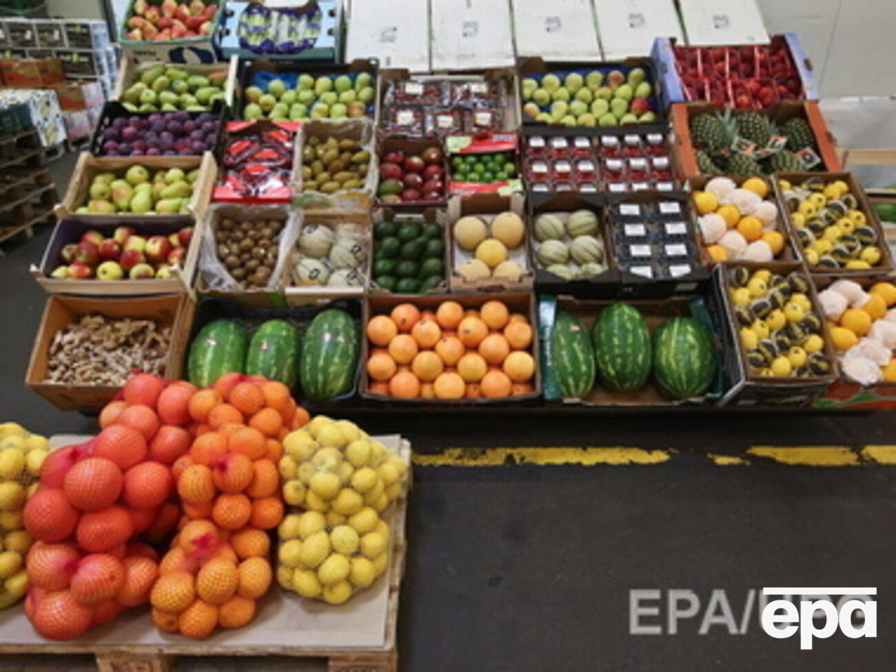 Россия ограничивает импорт продовольствия в Крым