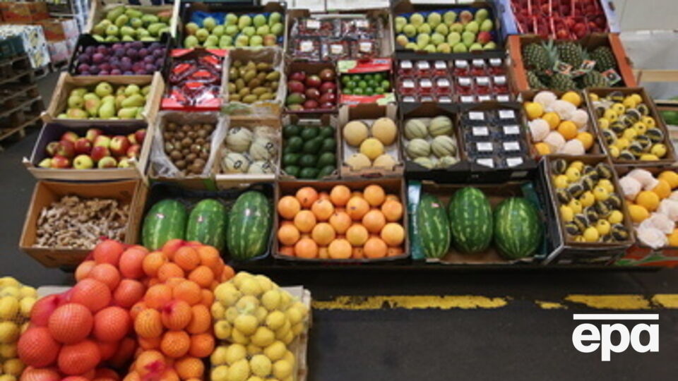 Россия ограничивает импорт продовольствия в Крым