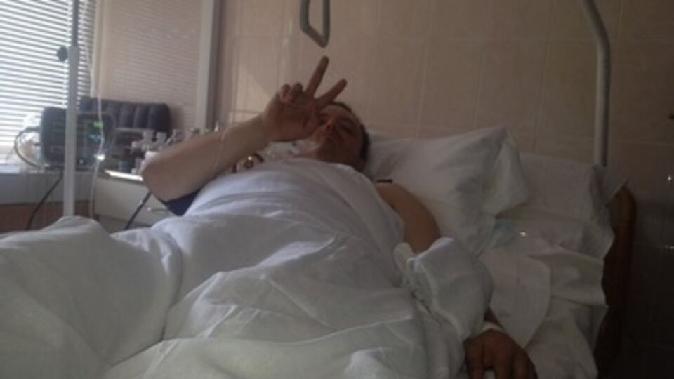 Семен Семенченко получил серьезные ранения, но хочет сбежать на фронт