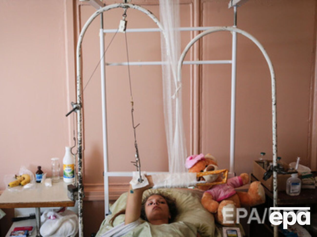 15-летняя Яна Фененко пострадала в результате боевых действий в Донецке 20 августа