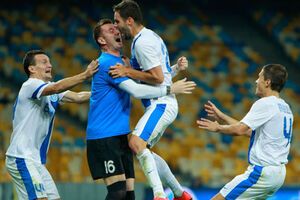 "Днепр" обыграл "Хайдук" в Киеве