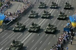 Боевая техника с Крещатика поедет на восток