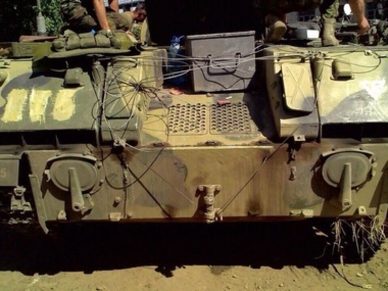 Экипаж покинул бронемашину