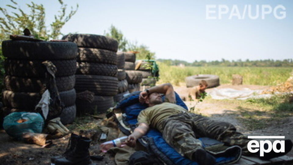 Боец 40-го батальона территориальной обороны: "Нас снайперы обстреливали на протяжении нескольких дней, и мы ничего не могли сделать"