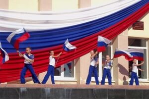 Не все россияне могут вспомнить флаг своей родины