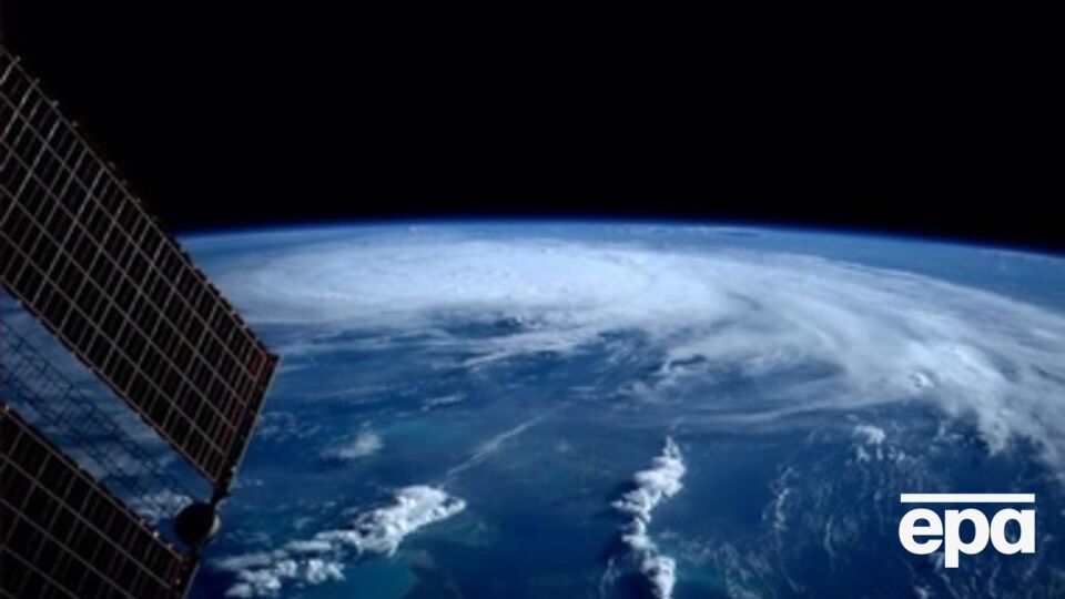 NASA ограничивает свои контакты с РФ