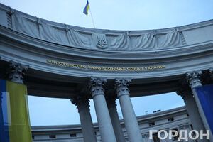 МИД: По возможному маршруту следования груза террористы ведут минометный огонь