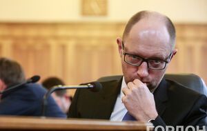 Арсений Яценюк: Нужно провести любые переговоры, использовать все шансы и все возможности для урегулирования этой ситуации