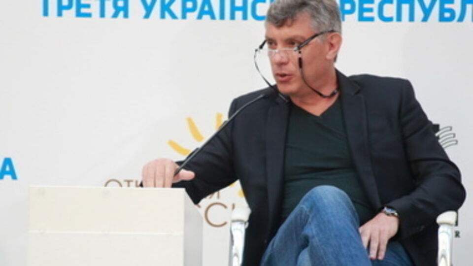 Немцов объяснил, почему Марш мира пройдет только через месяц