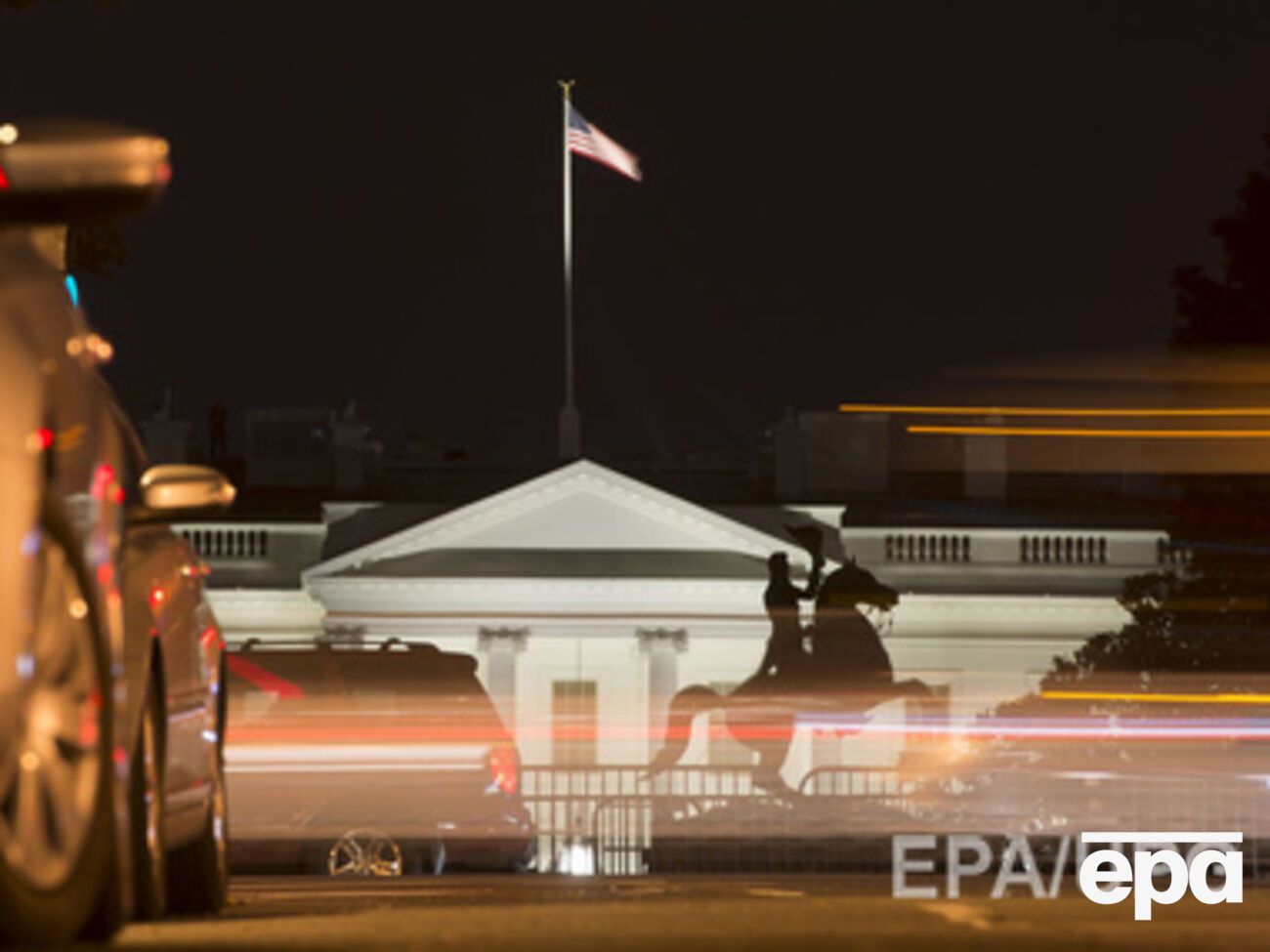 Белый Дом: Россия поставляет боевикам-сепаратистам танки, бронемашины и системы залпового огня