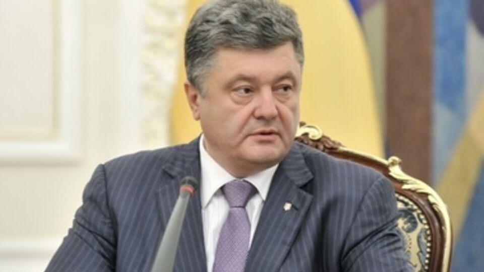 Порошенко сообщил о договоренностях с Меркель