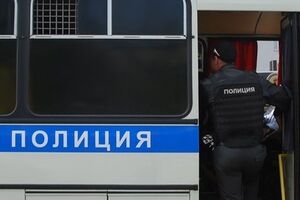 Собравшиеся, которые говорили на камеру "Я поздравляю Украину", оказались в полиции