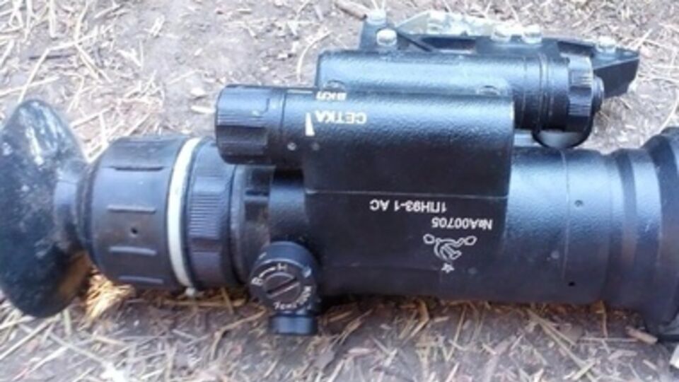 Диверсант бросил рюкзак, в котором обнаружили снайперский прицел ночного видения