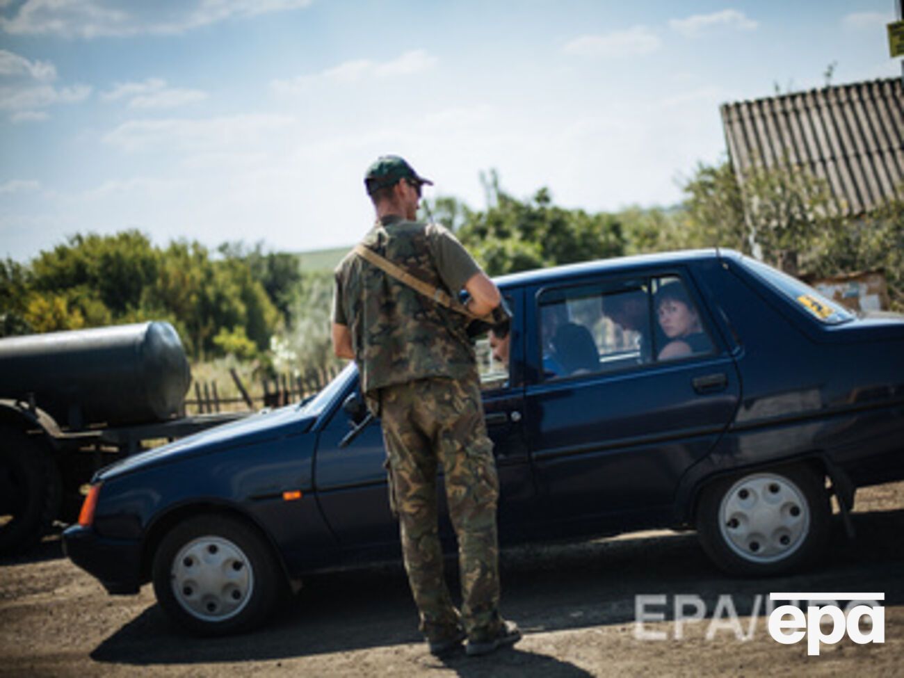 Министр здравоохранения ЛНР отдал боевикам служебный&nbsp;Lexus