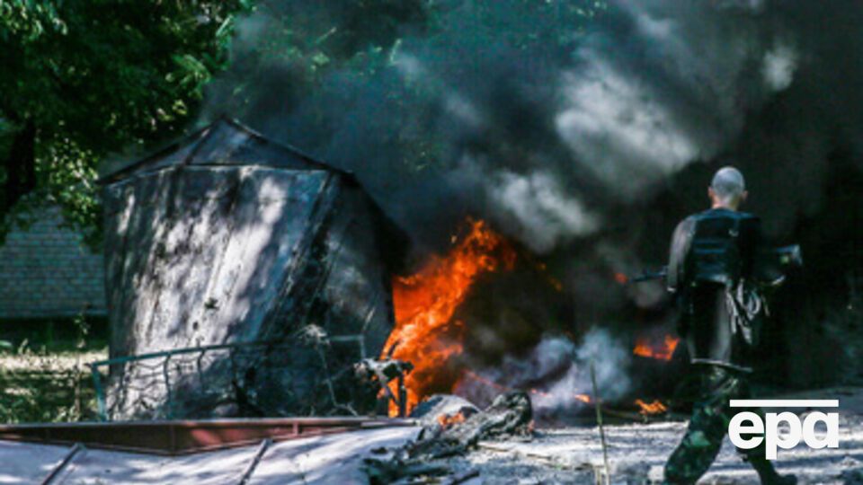 Батальон "Донбасс" вместе с отдельной ротой мотострелков и ротой "Днепр" уже шестой день удерживает Иловайск