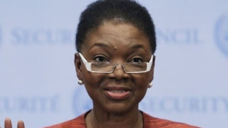 Валери Амос