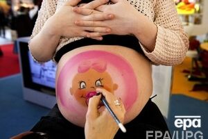 C 1 июля 2014 года размер помощи при рождении первого ребенка был увеличен до 41 тыс. 280 грн