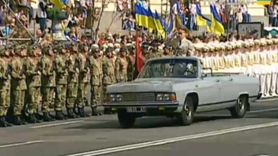 Украинцы почтили минутой молчания память героев Небесной сотни