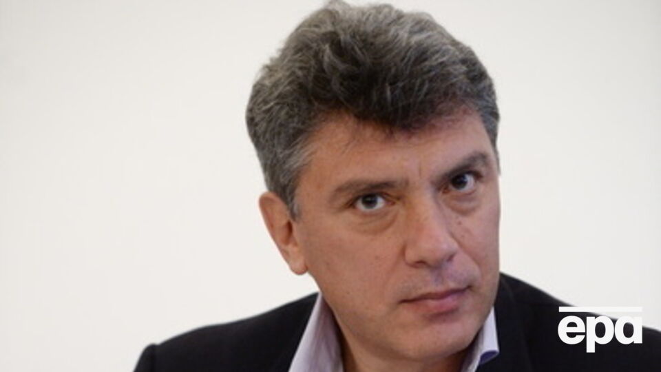 Немцов поздравил украинцев с праздником